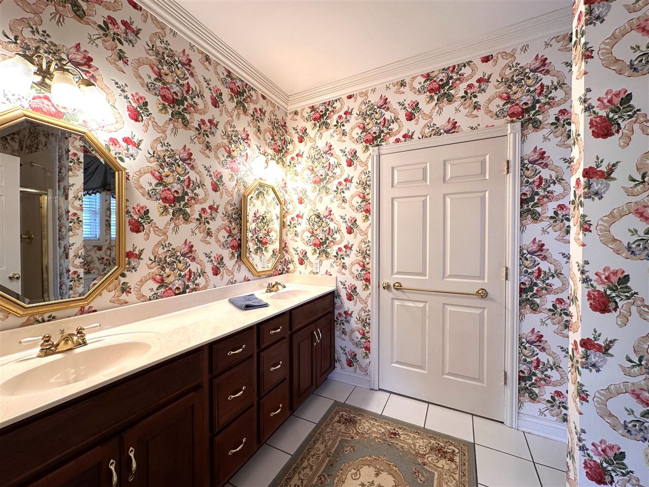3384 Red Oak Court