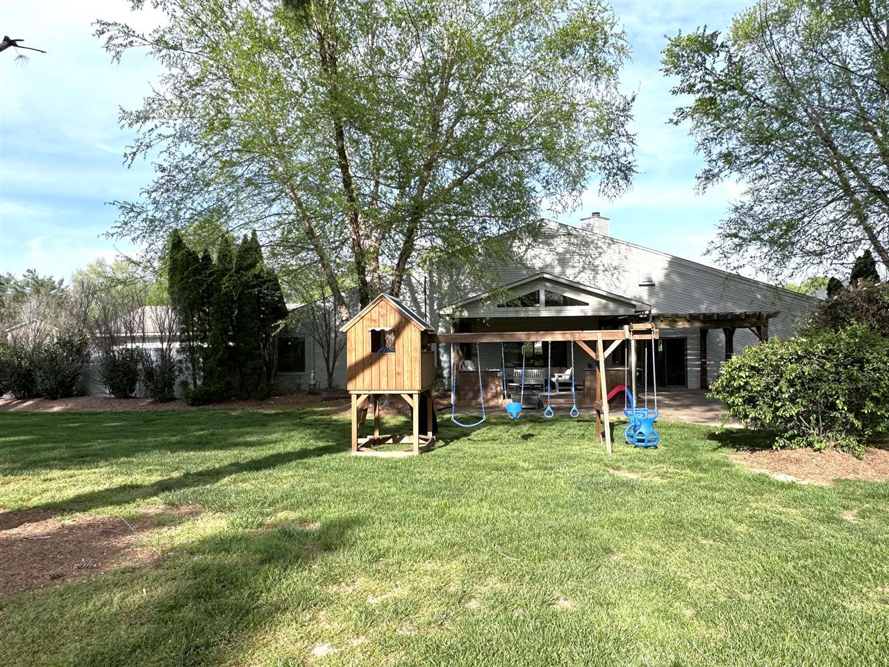 1611 Bent Tree Avenue