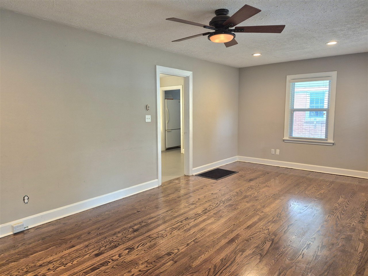 1713 Glendale Drive