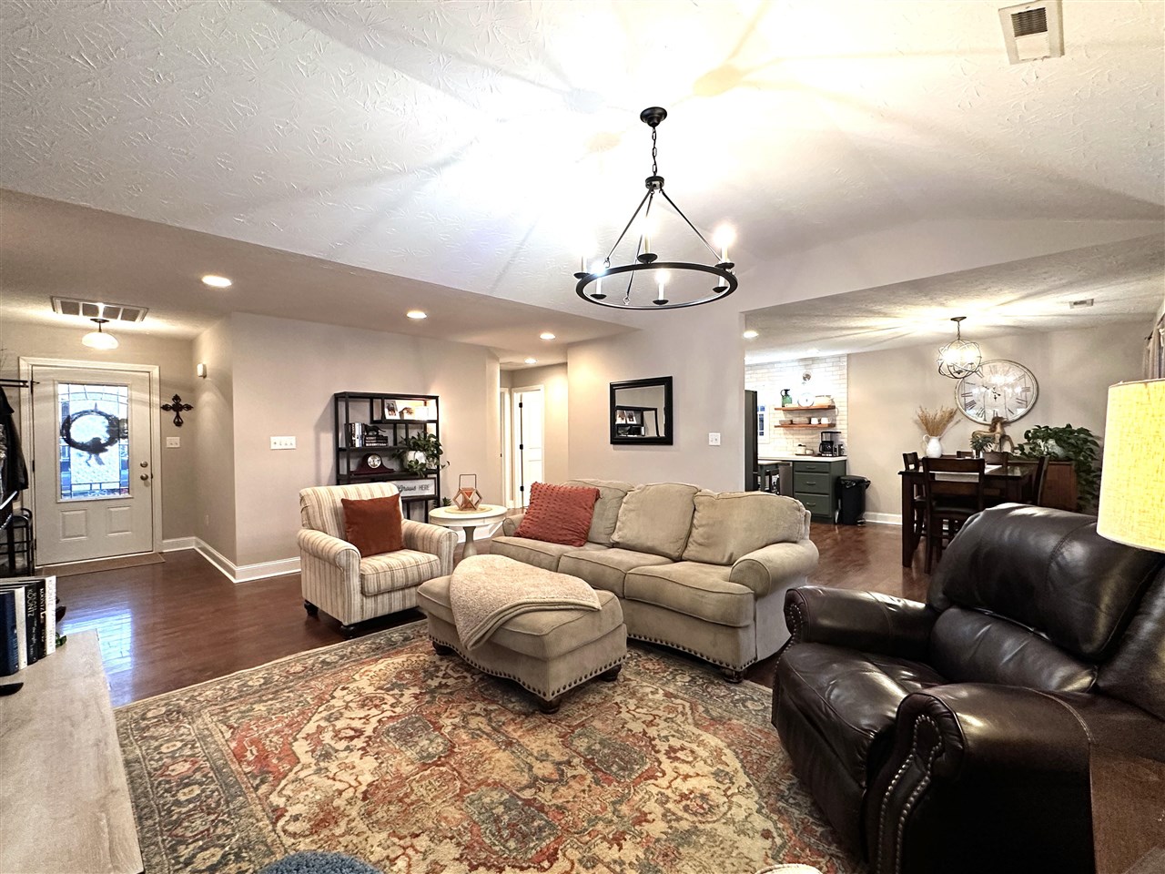 5435 Hackberry Way