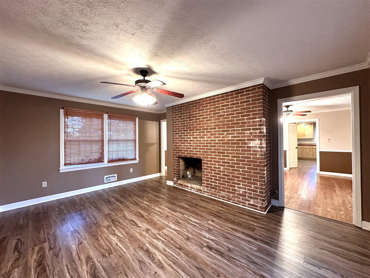 2037 Middle Bridge Road
