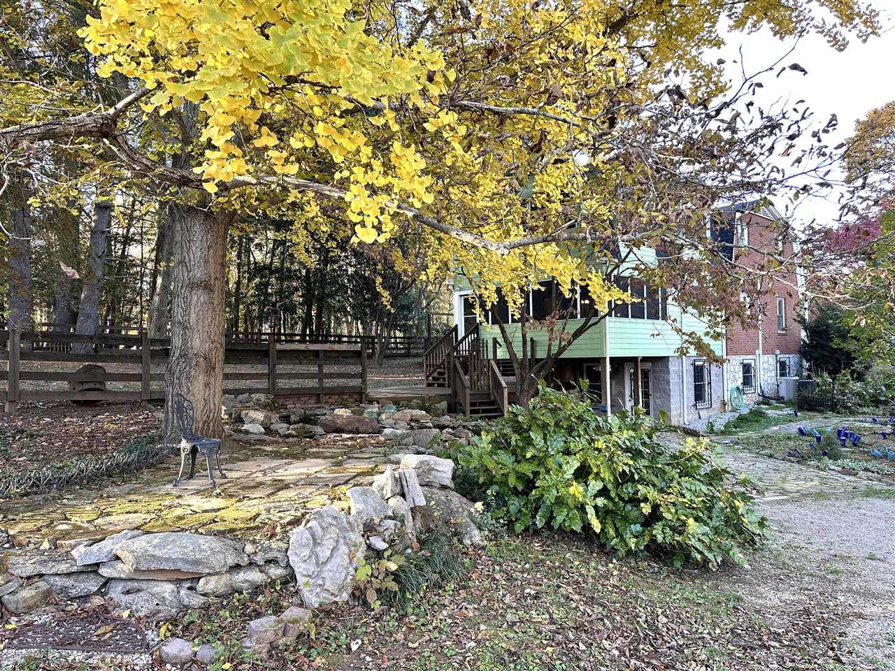 2037 Middle Bridge Road