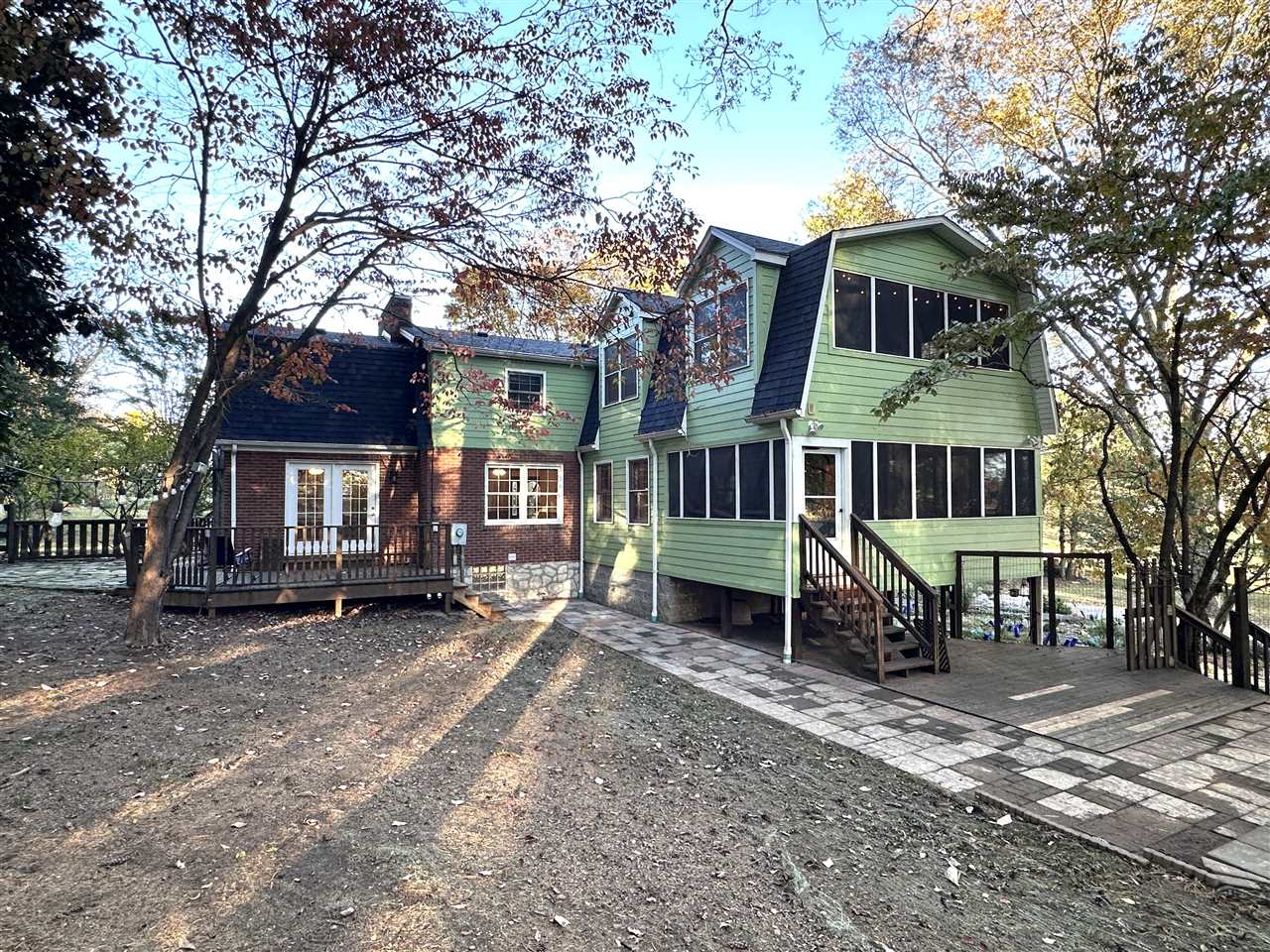 2037 Middle Bridge Road