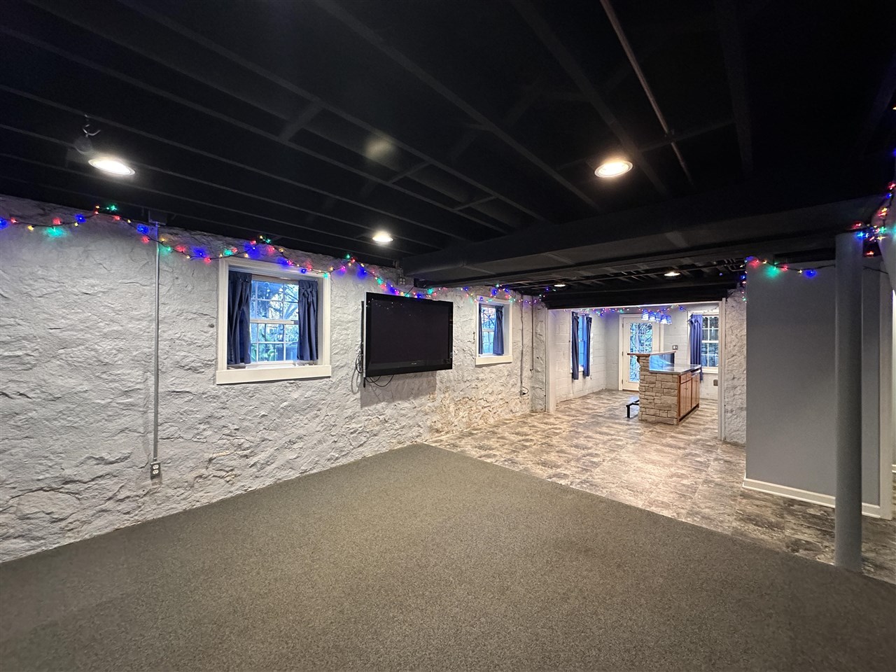 2037 Middle Bridge Road