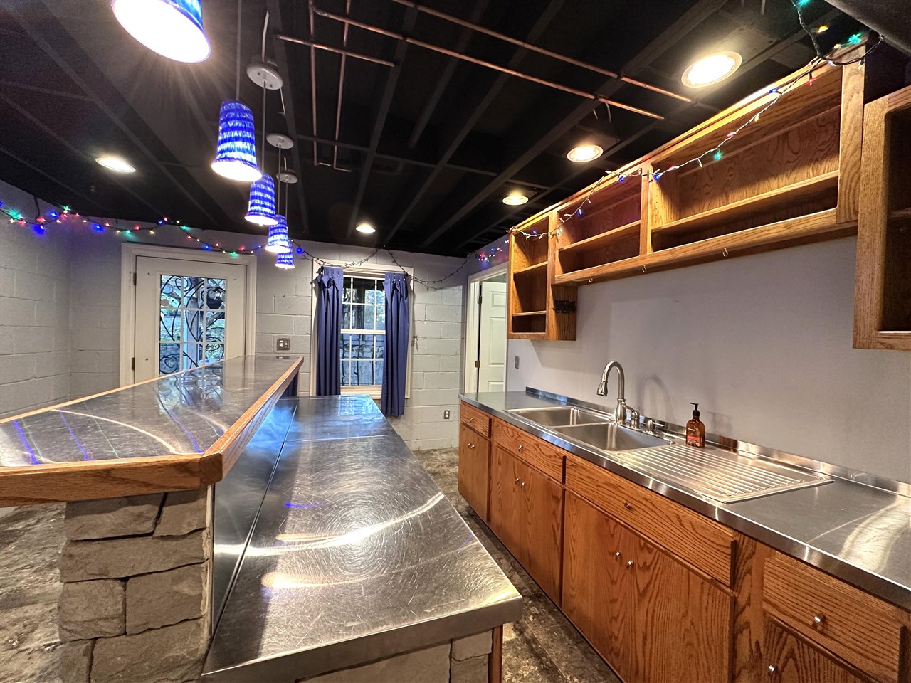 2037 Middle Bridge Road