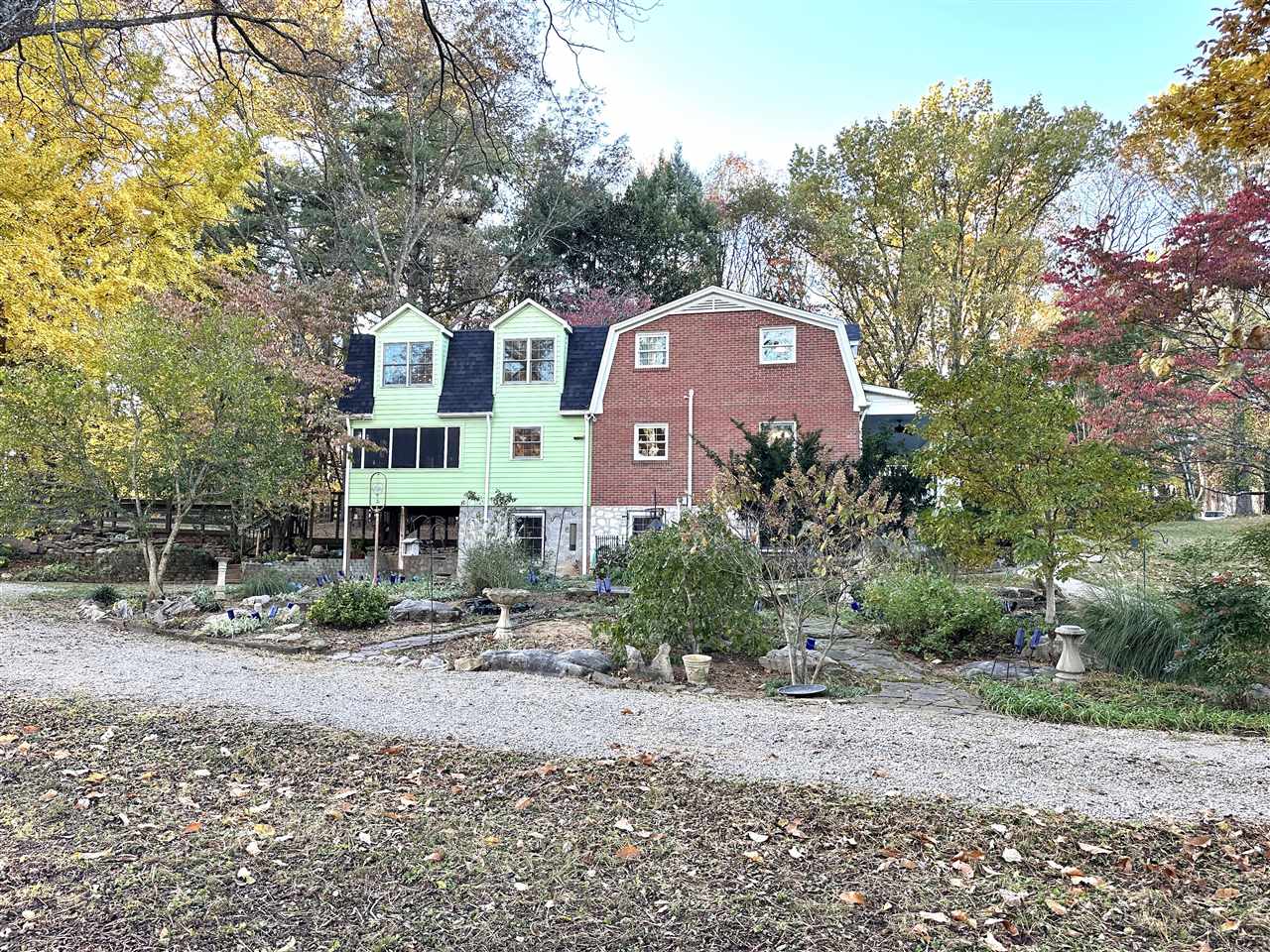 2037 Middle Bridge Road