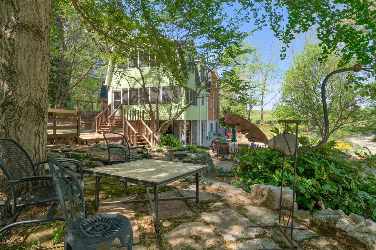 2037 Middle Bridge Road