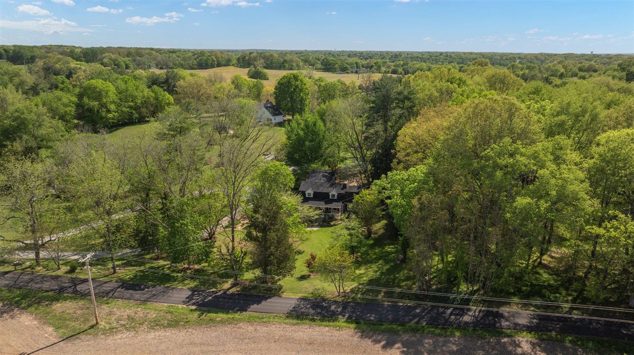 2037 Middle Bridge Road