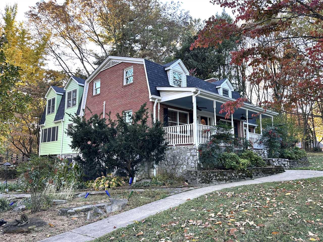 2037 Middle Bridge Road