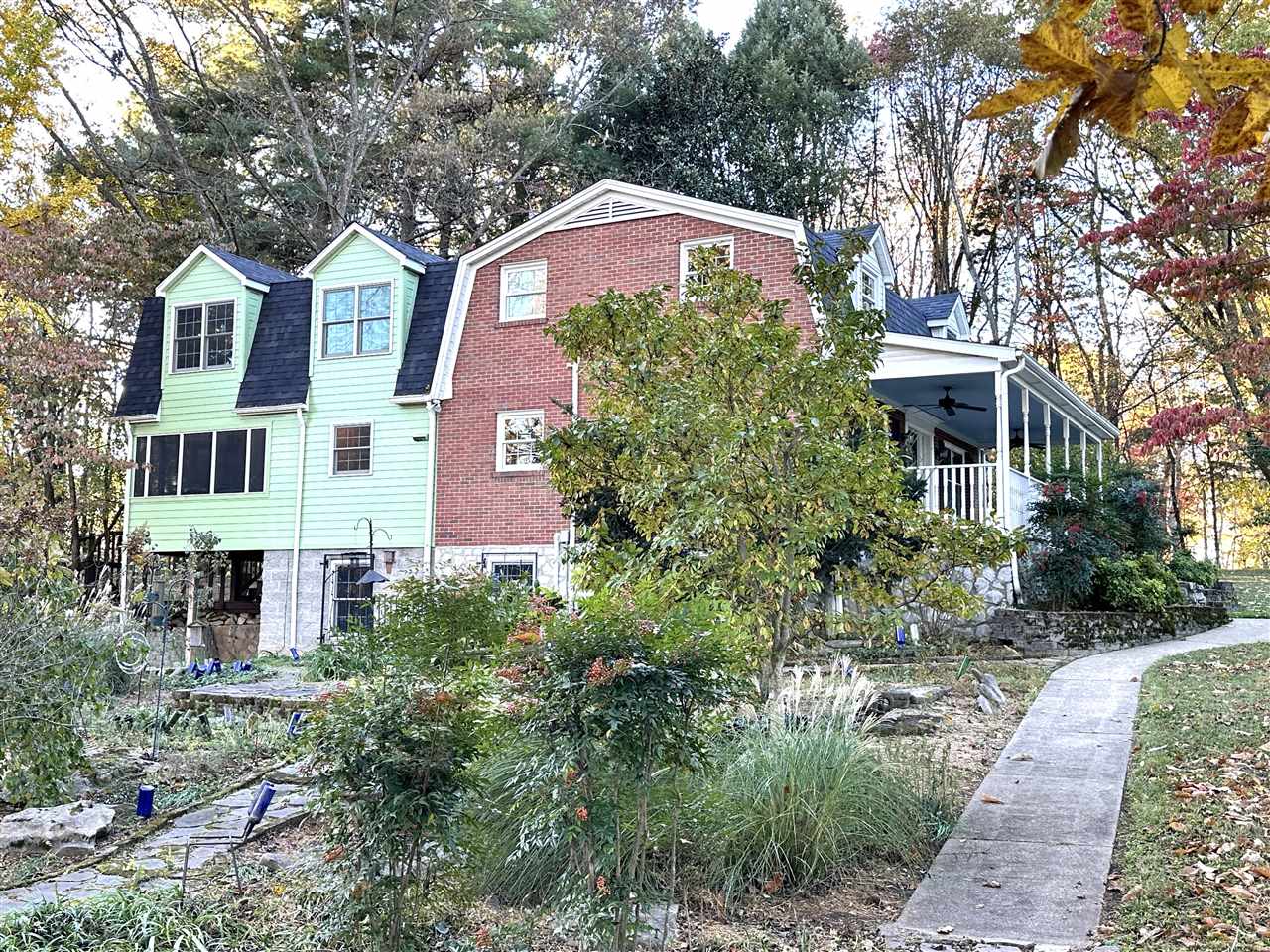 2037 Middle Bridge Road