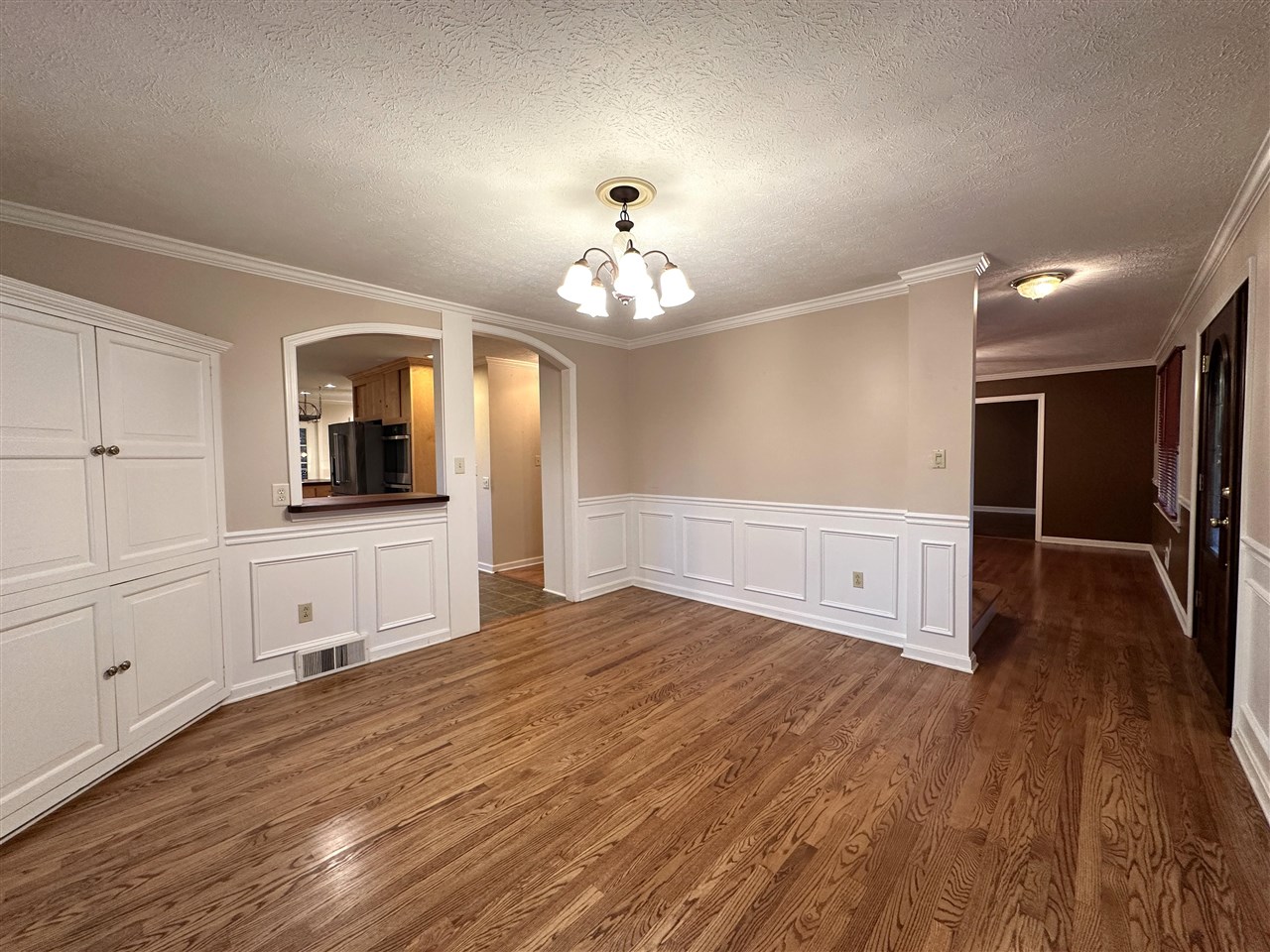 2037 Middle Bridge Road