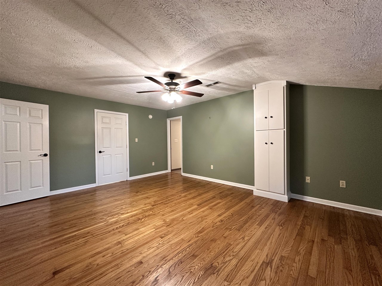2037 Middle Bridge Road