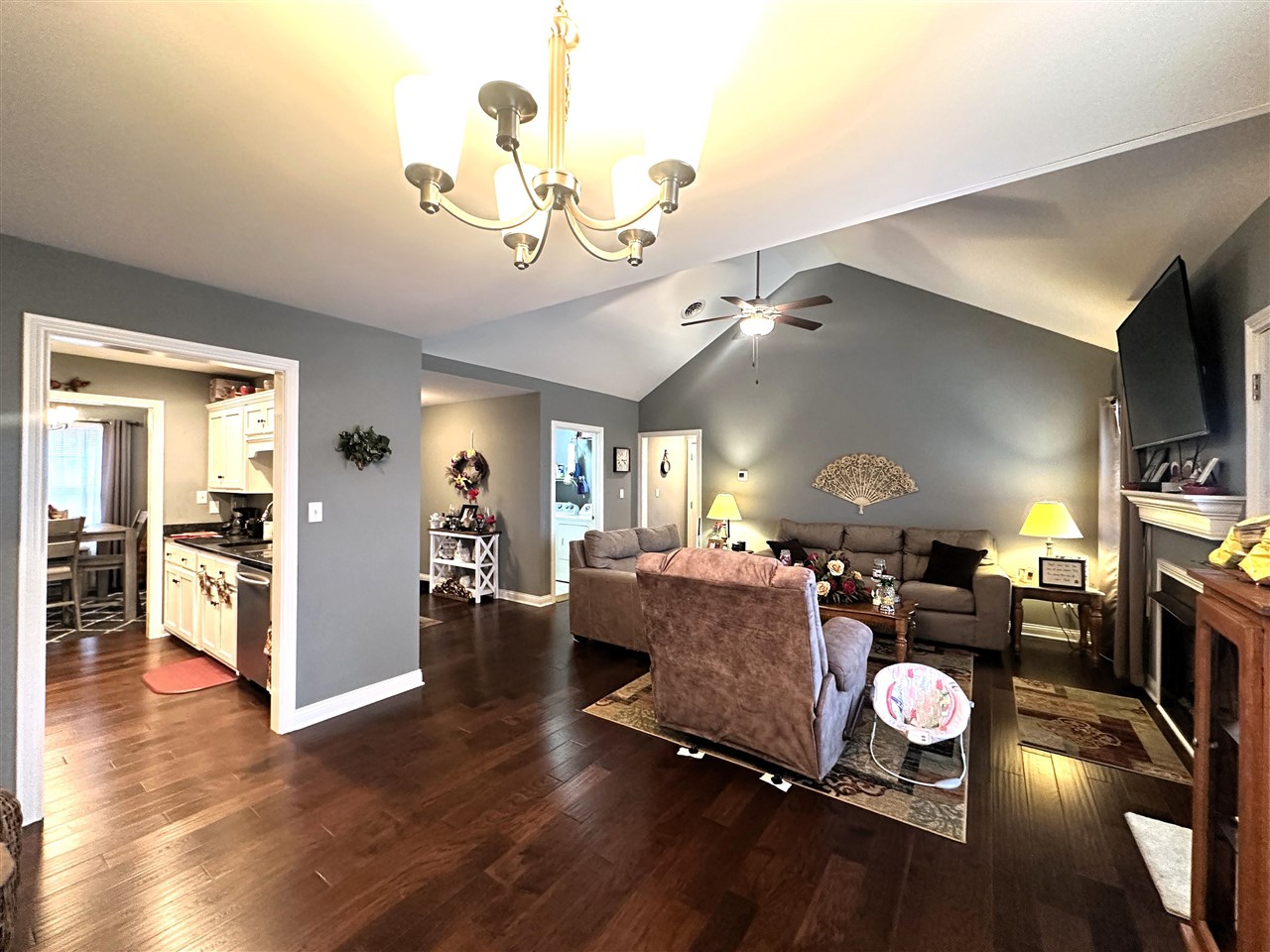 3006 Gunsmoke Trail Way