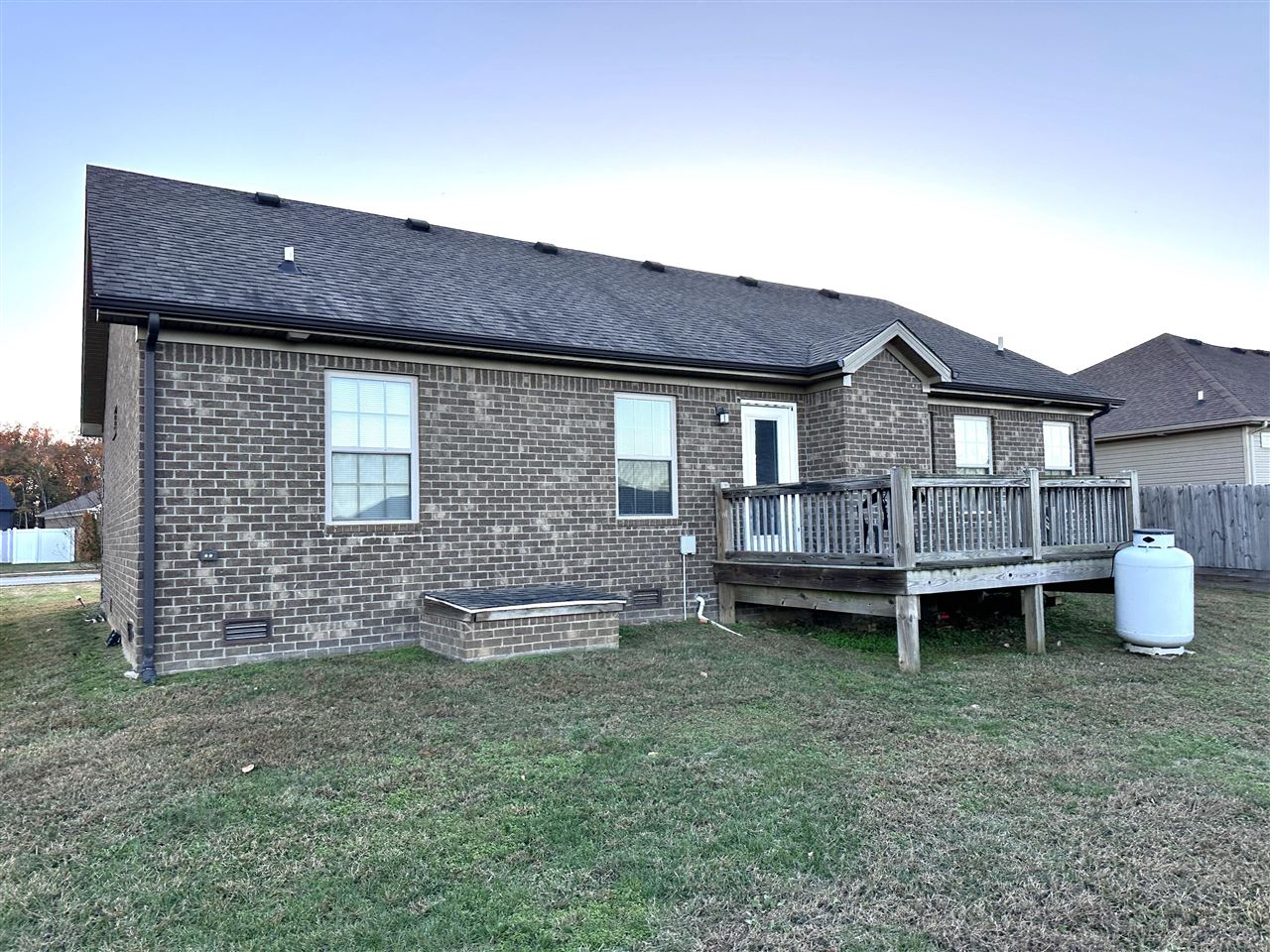 3006 Gunsmoke Trail Way