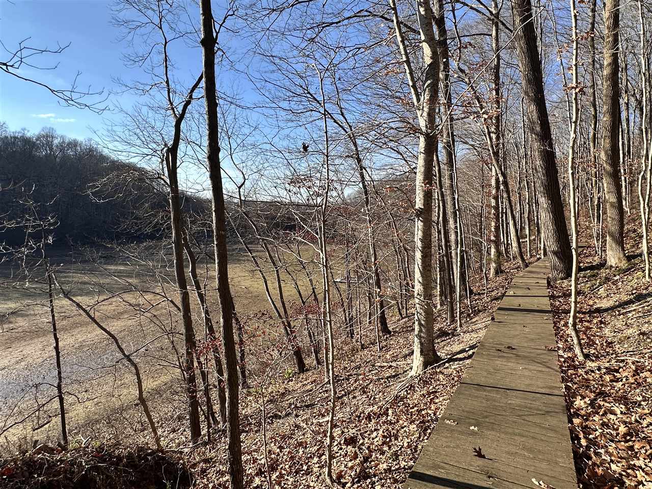 5715 Capitol Hill Road