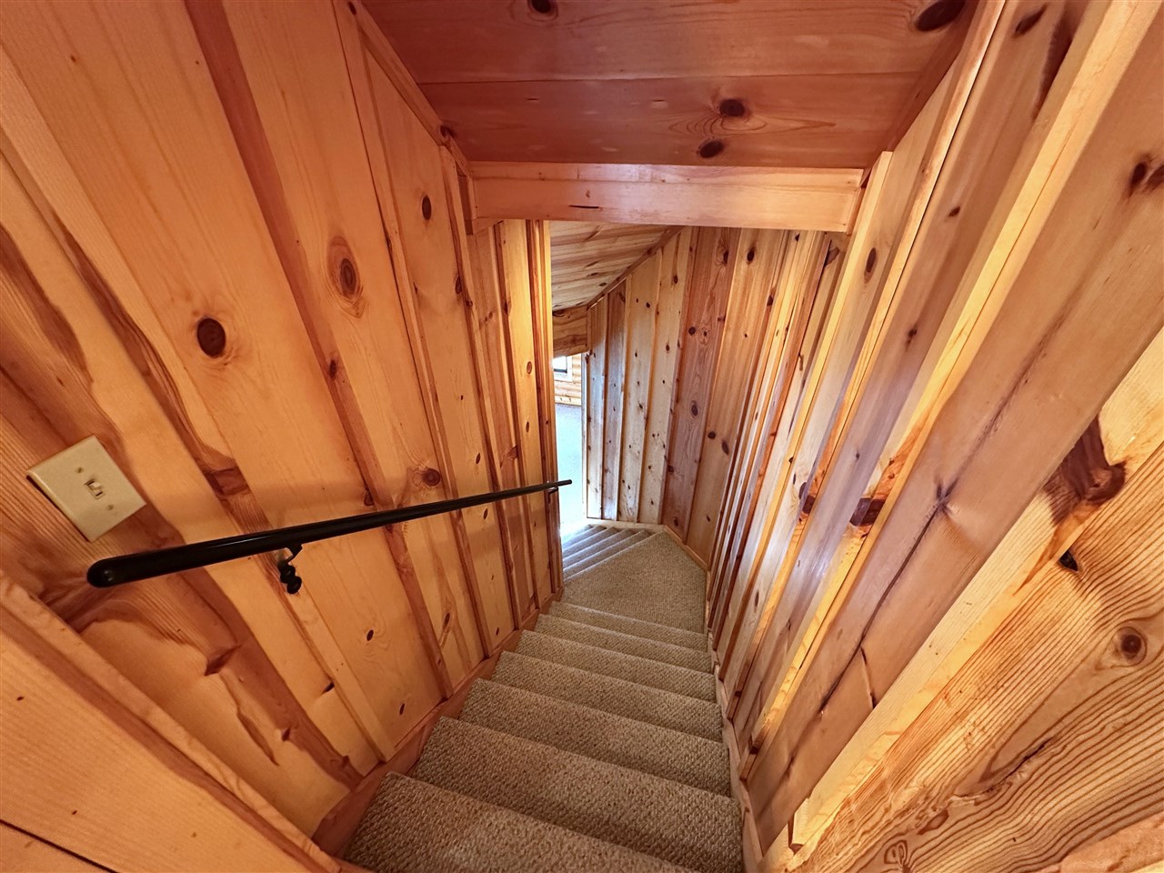 5715 Capitol Hill Road