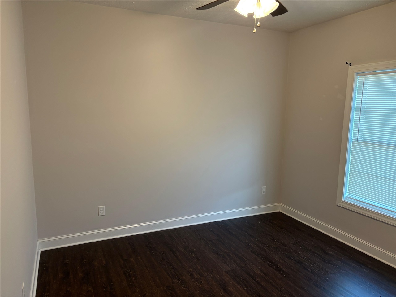 526 Dennis Way