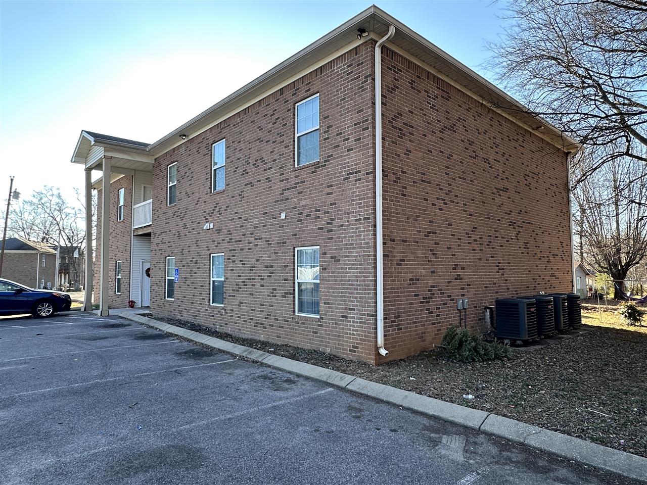 526 Dennis Way