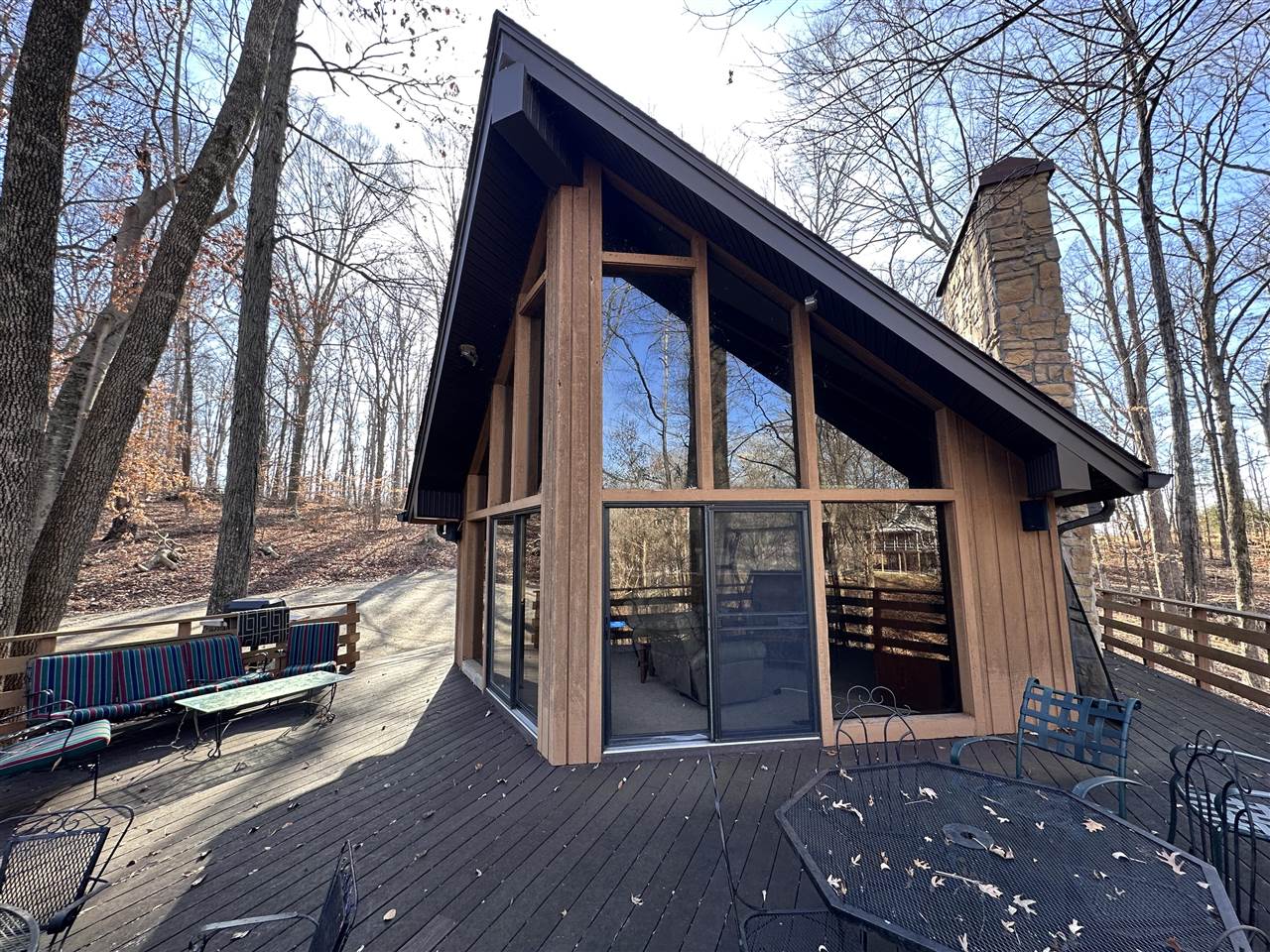 195 Yates Circle Spur