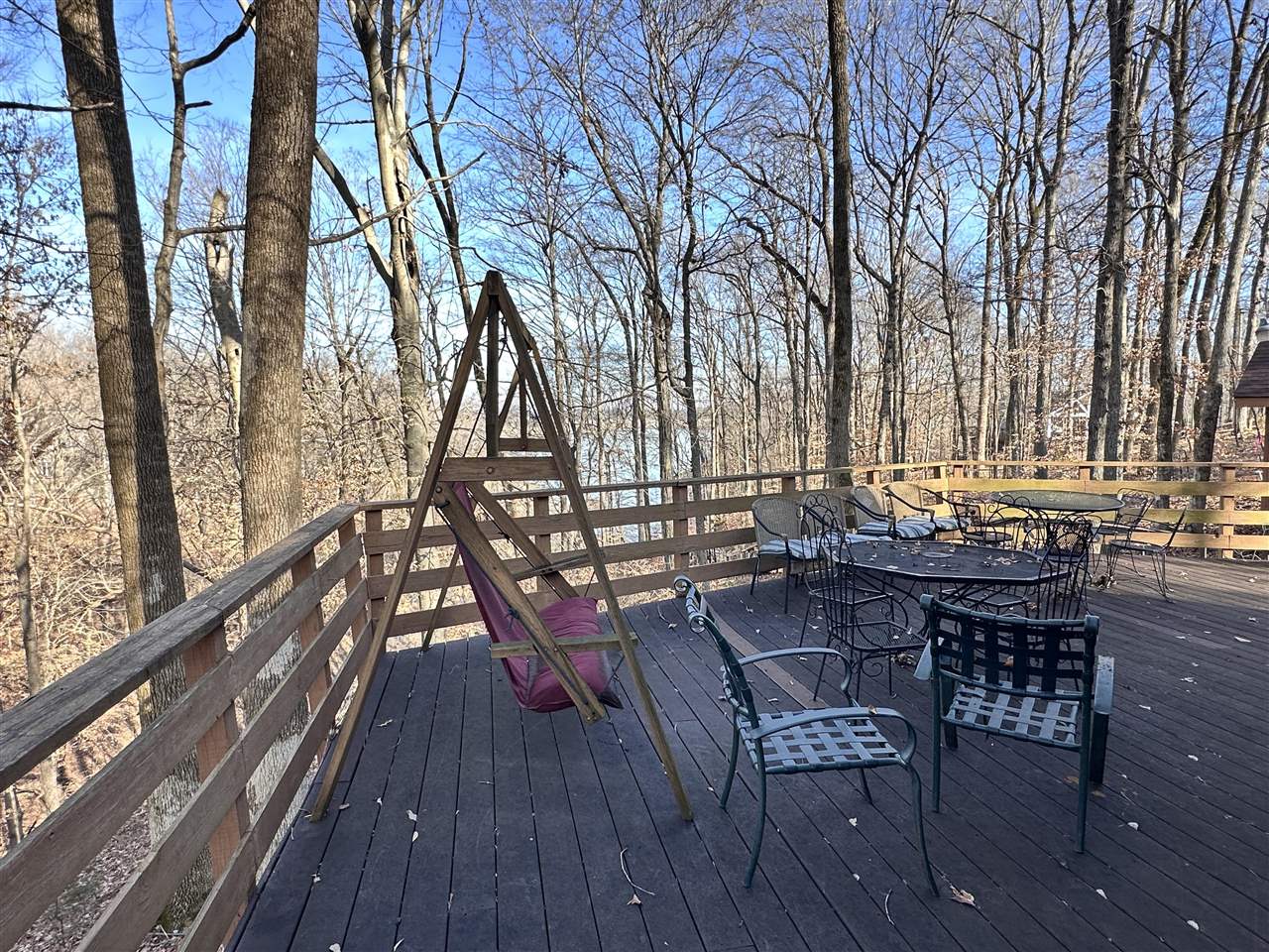 195 Yates Circle Spur