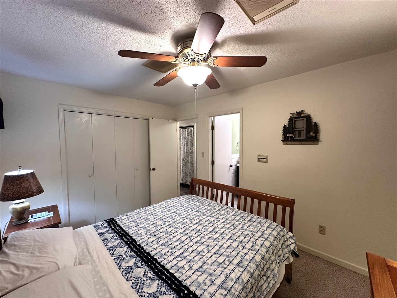 195 Yates Circle Spur