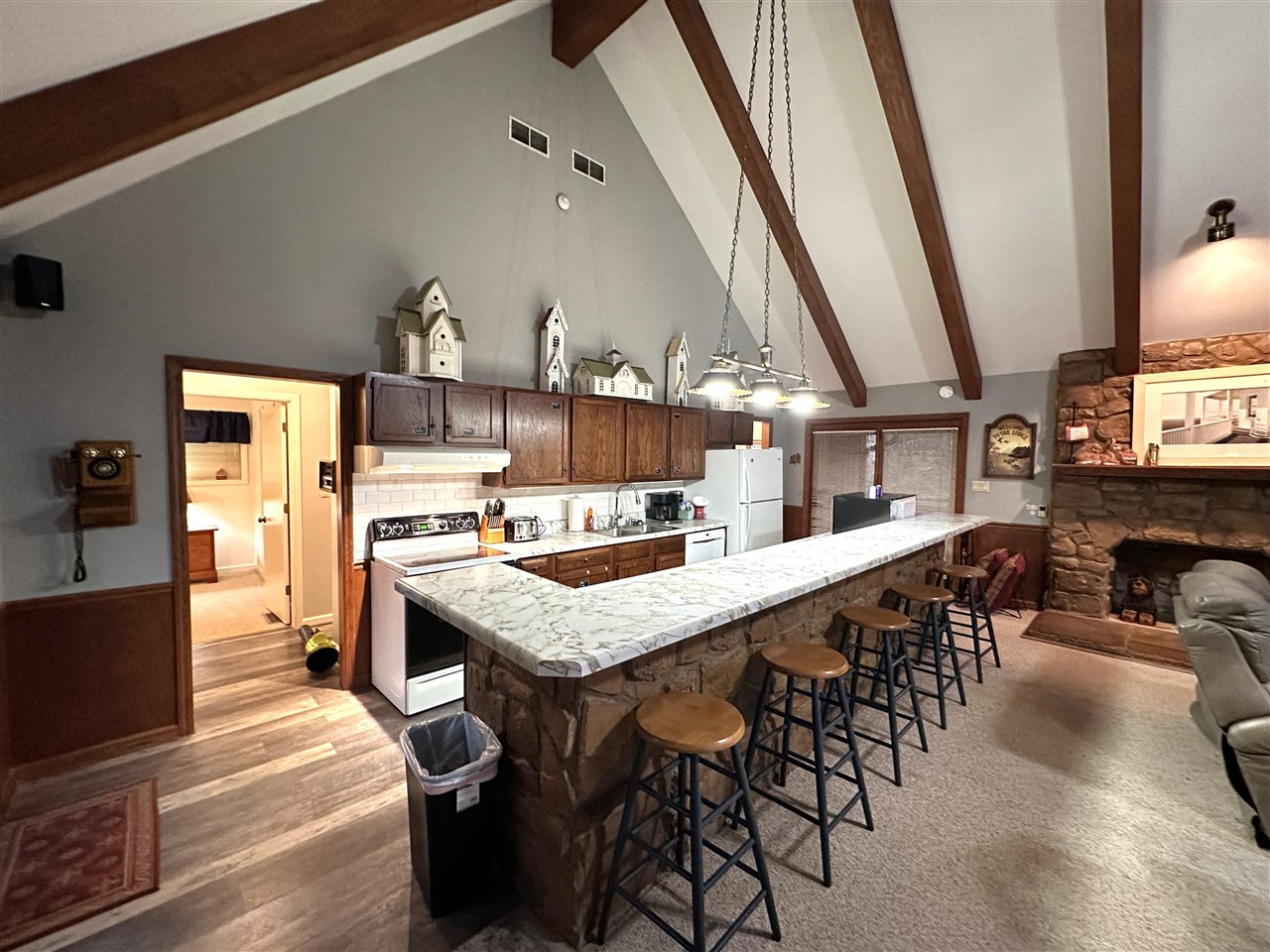 195 Yates Circle Spur