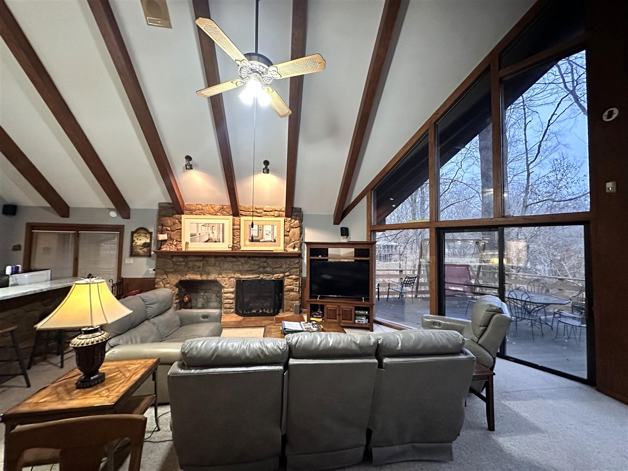 195 Yates Circle Spur