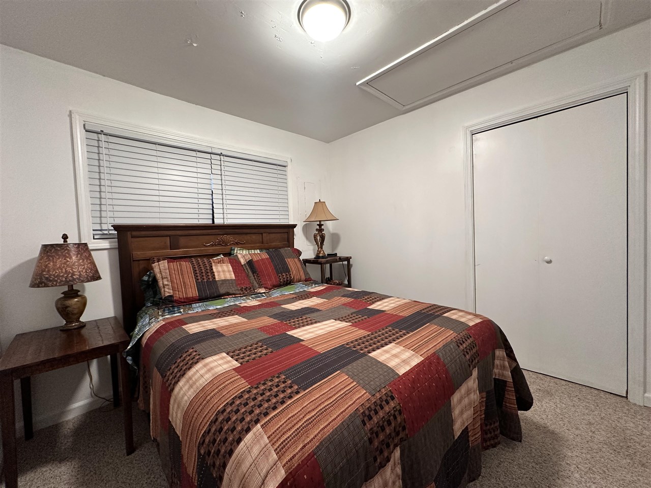 195 Yates Circle Spur