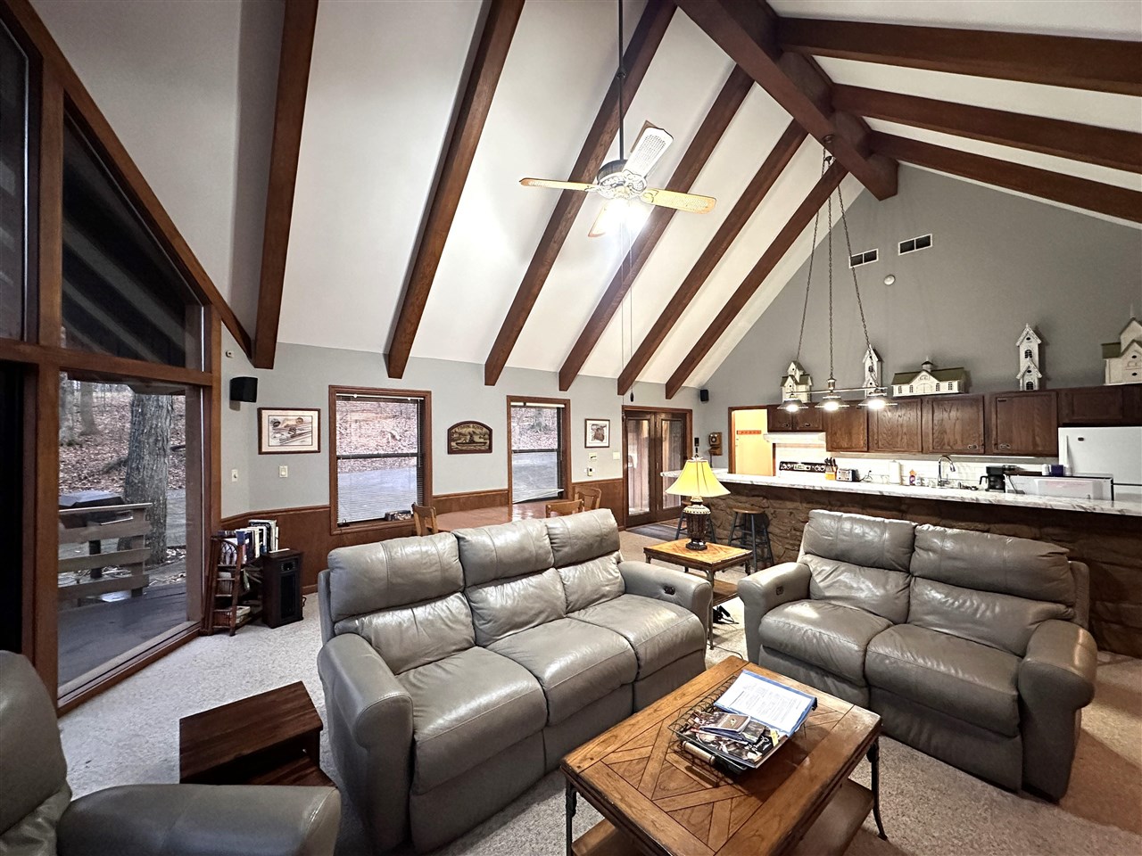 195 Yates Circle Spur