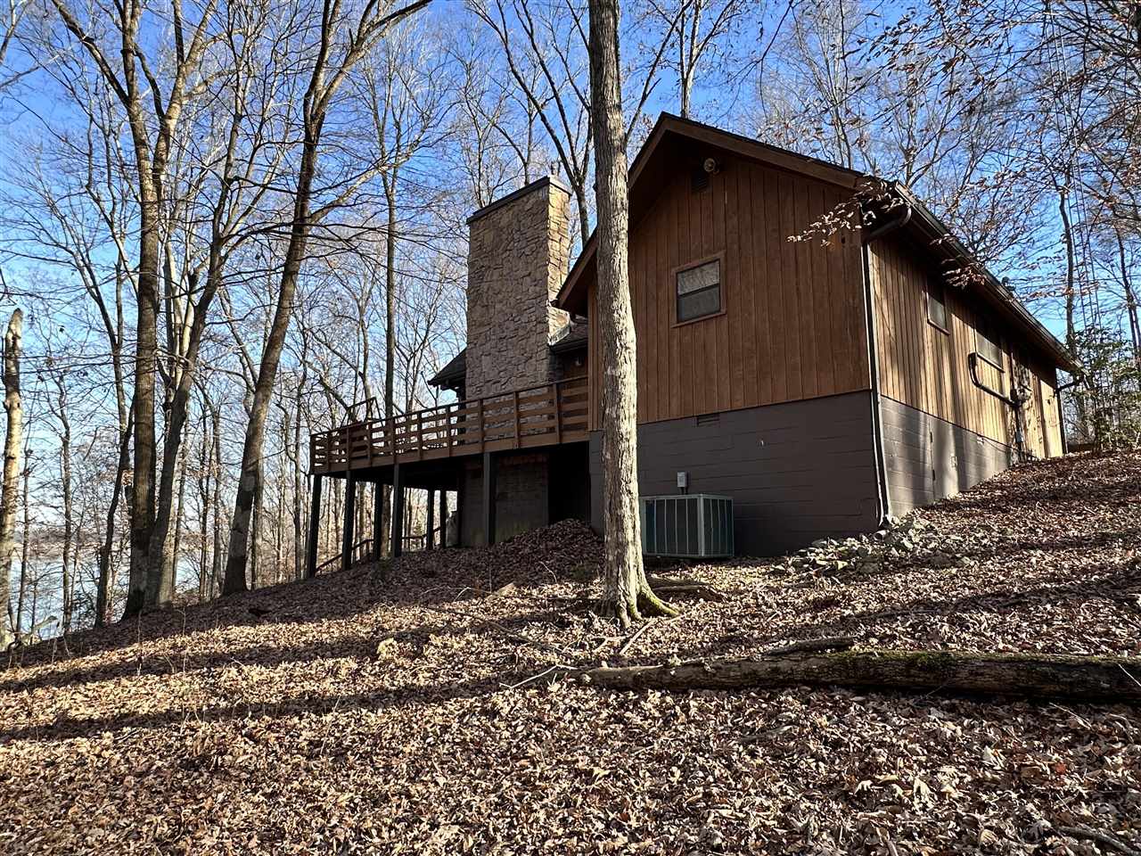 195 Yates Circle Spur