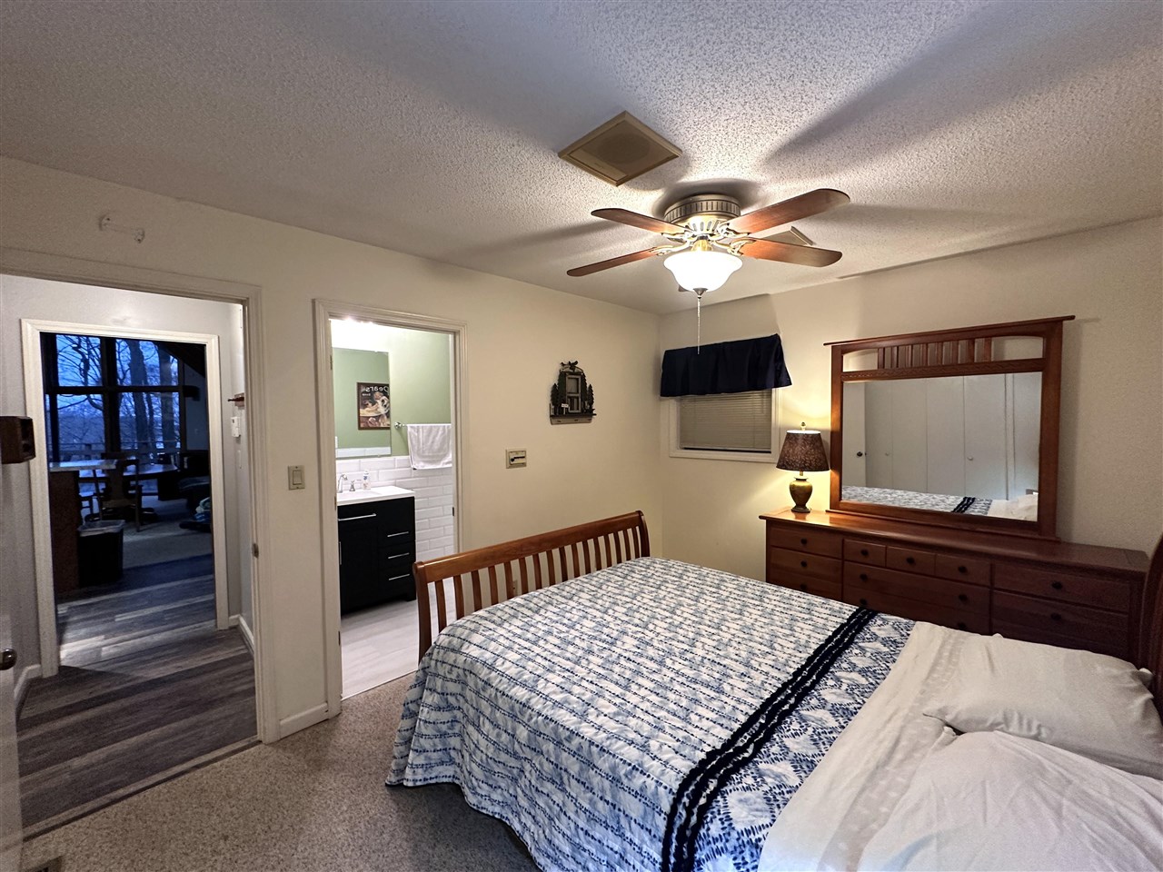 195 Yates Circle Spur