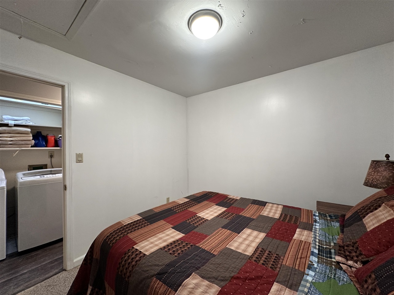 195 Yates Circle Spur