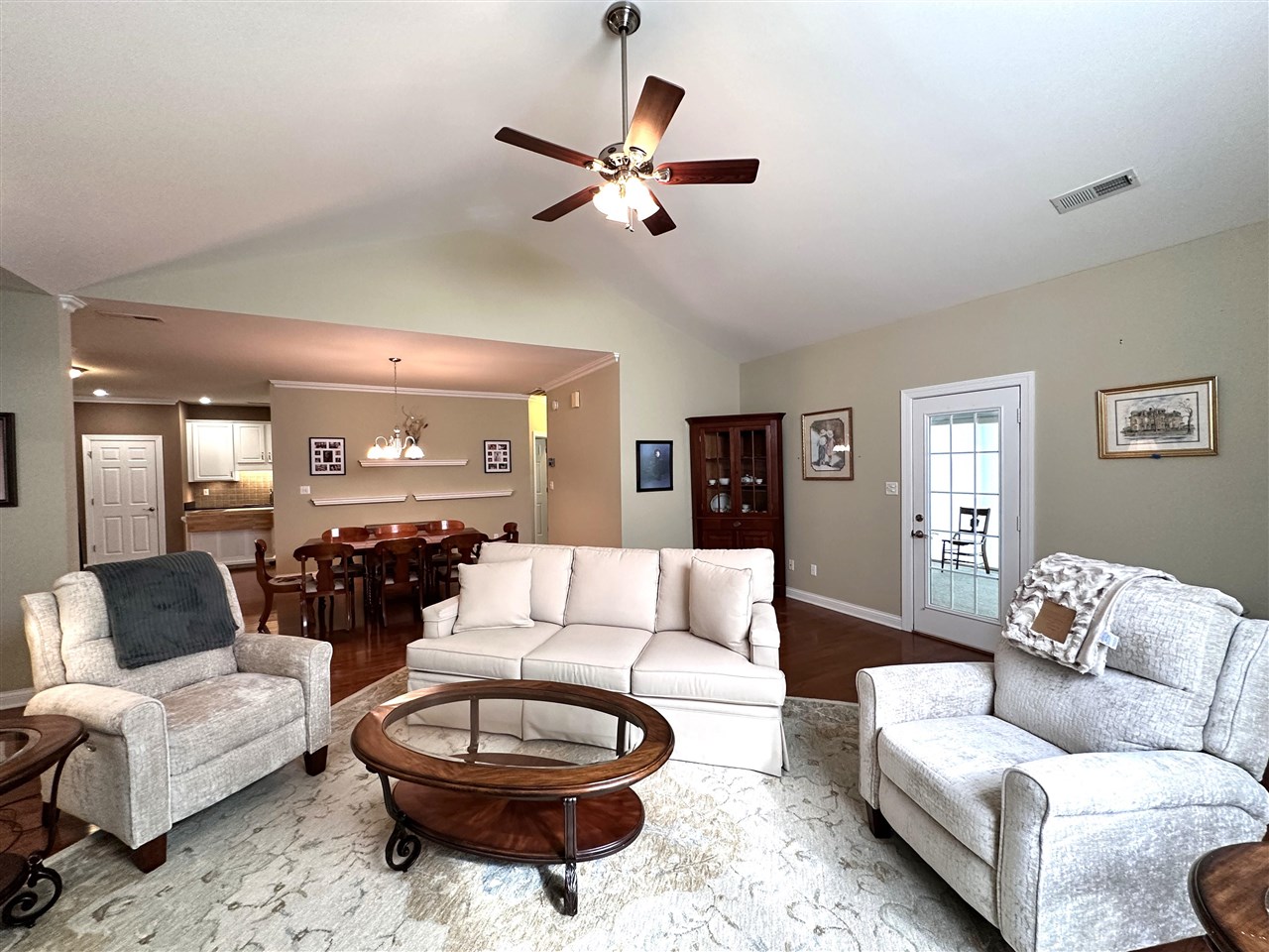 100 Augusta Avenue Unit: 9D