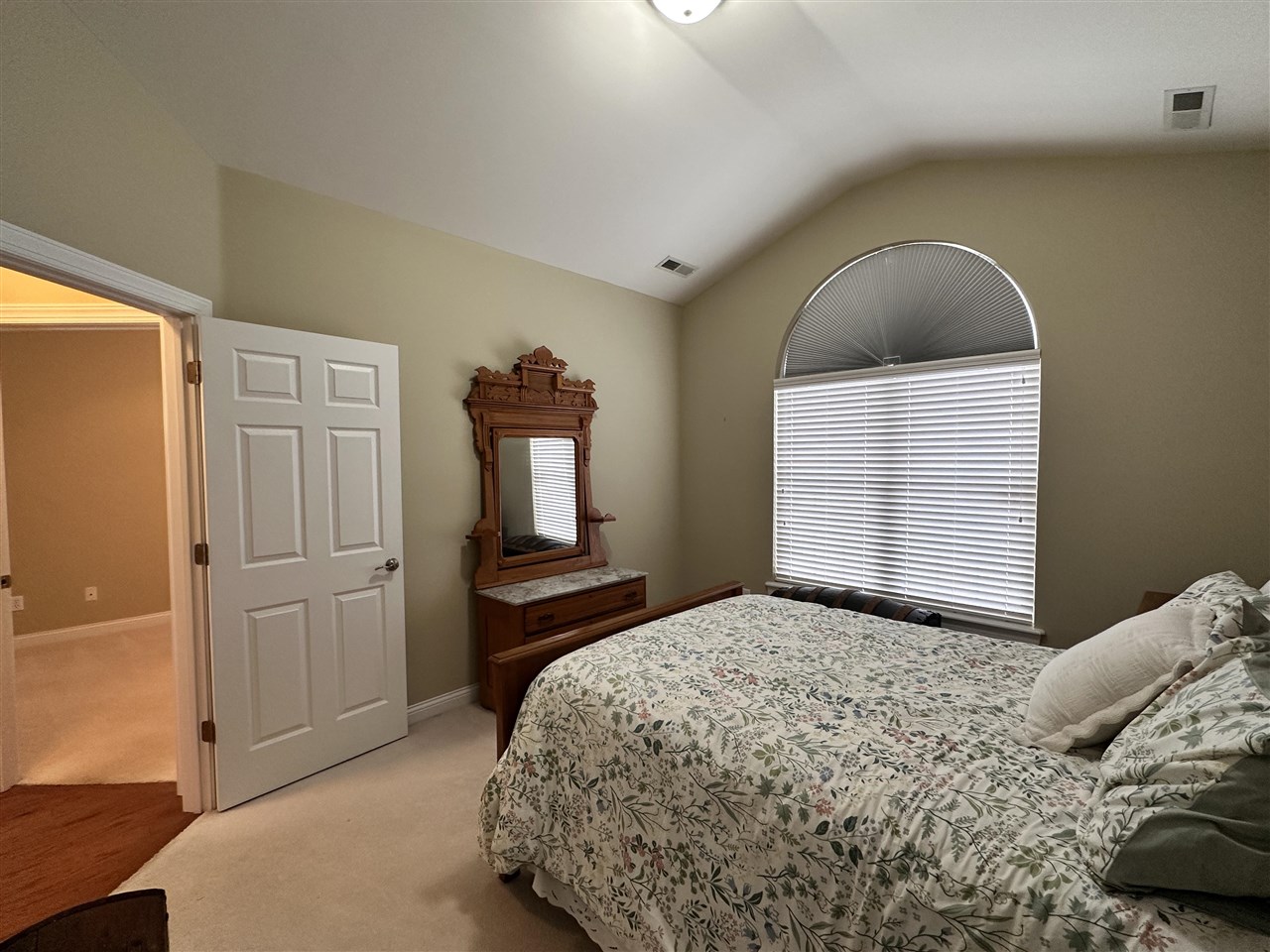 100 Augusta Avenue Unit: 9D