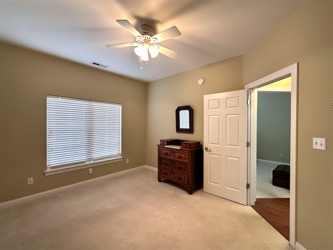 100 Augusta Avenue Unit: 9D