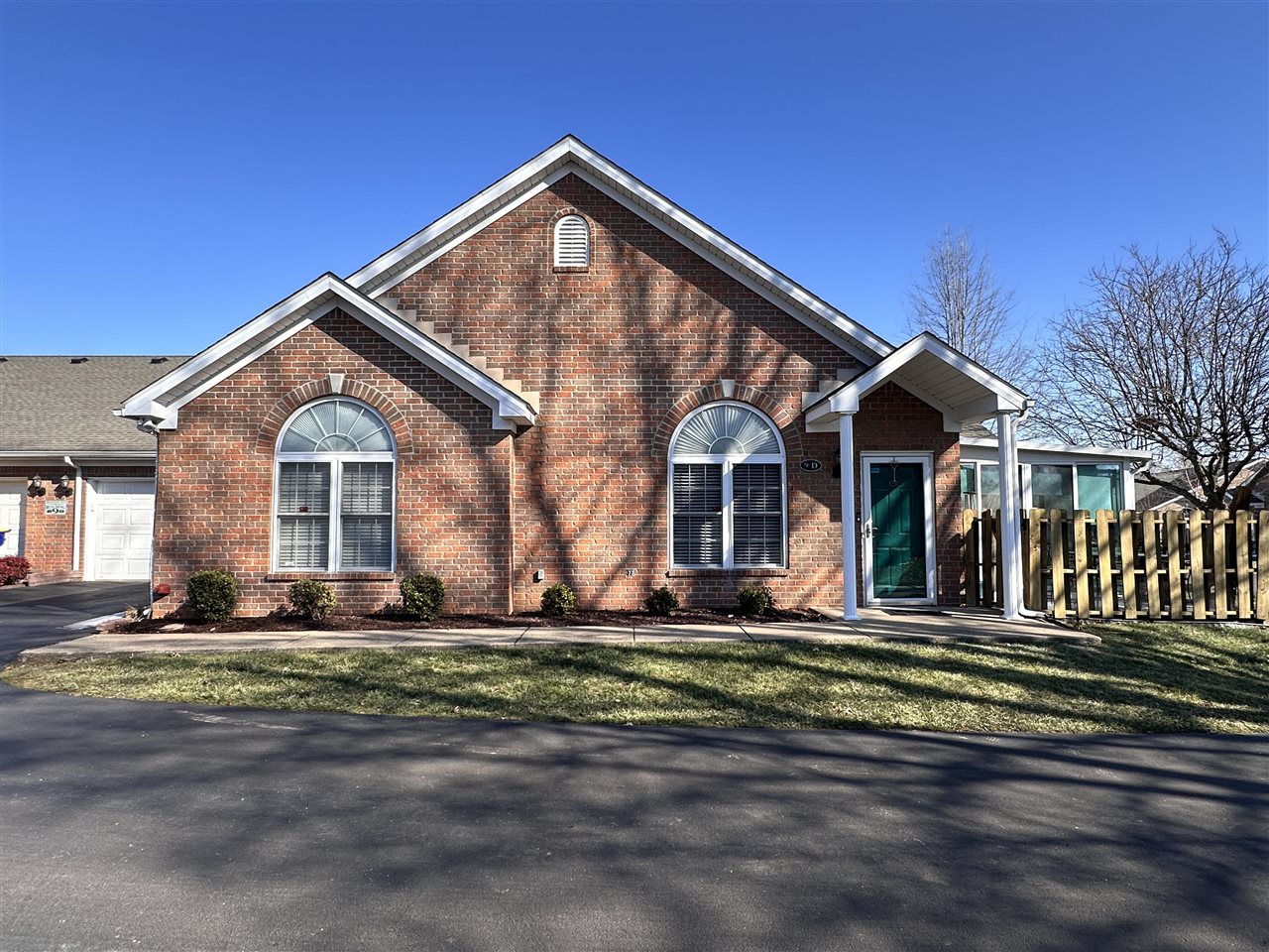 100 Augusta Avenue Unit: 9D