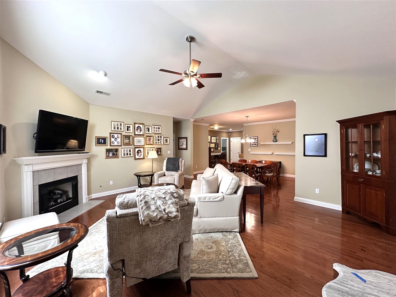 100 Augusta Avenue Unit: 9D