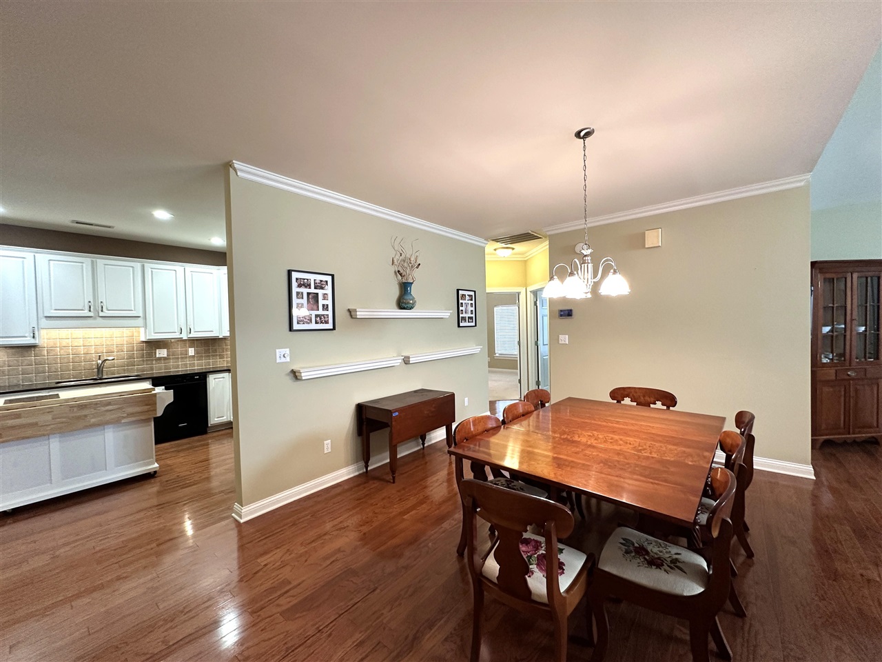 100 Augusta Avenue Unit: 9D