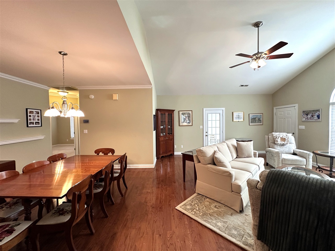 100 Augusta Avenue Unit: 9D