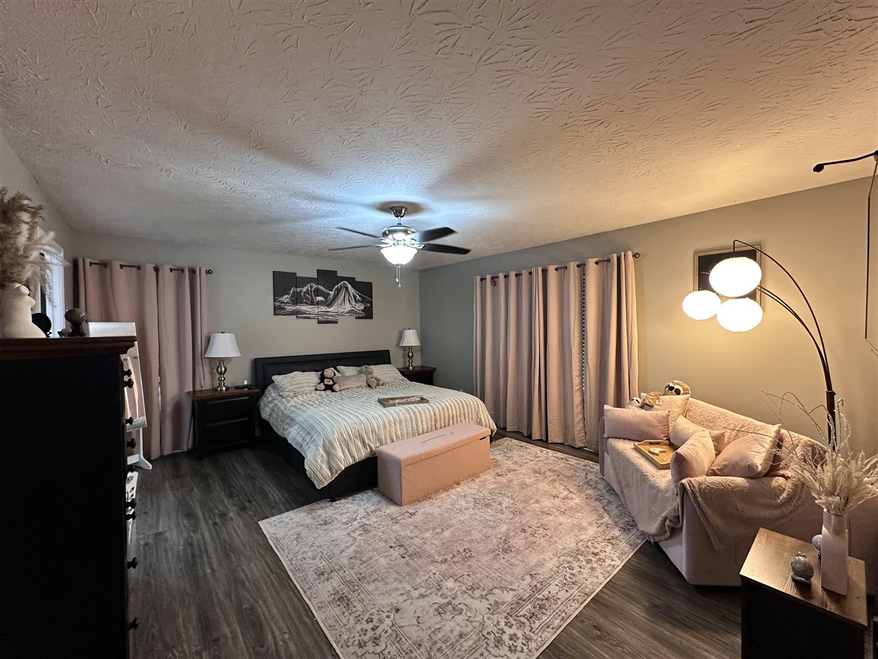 781 Hunts Lane