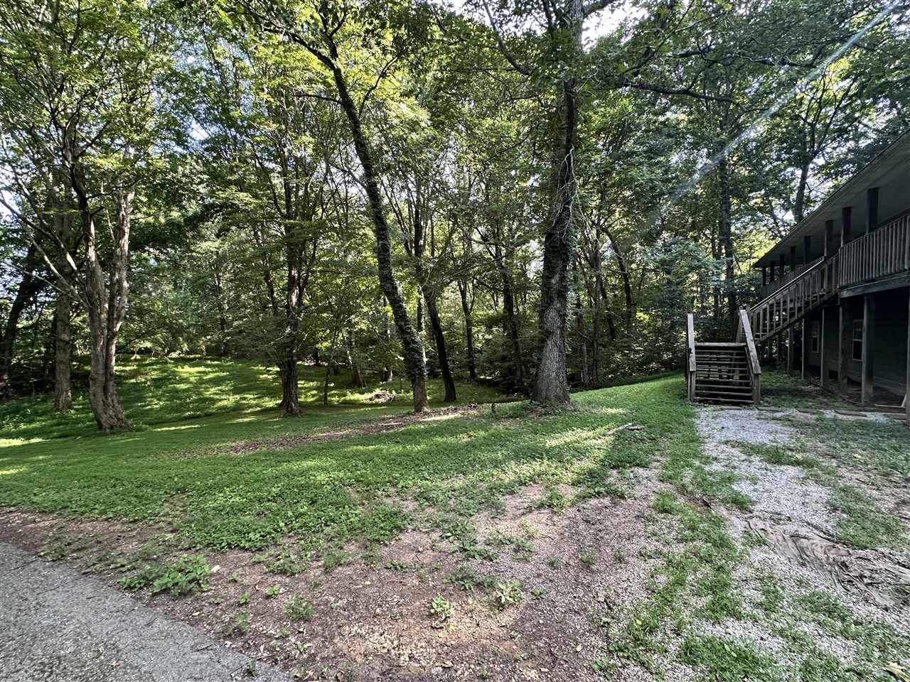 781 Hunts Lane