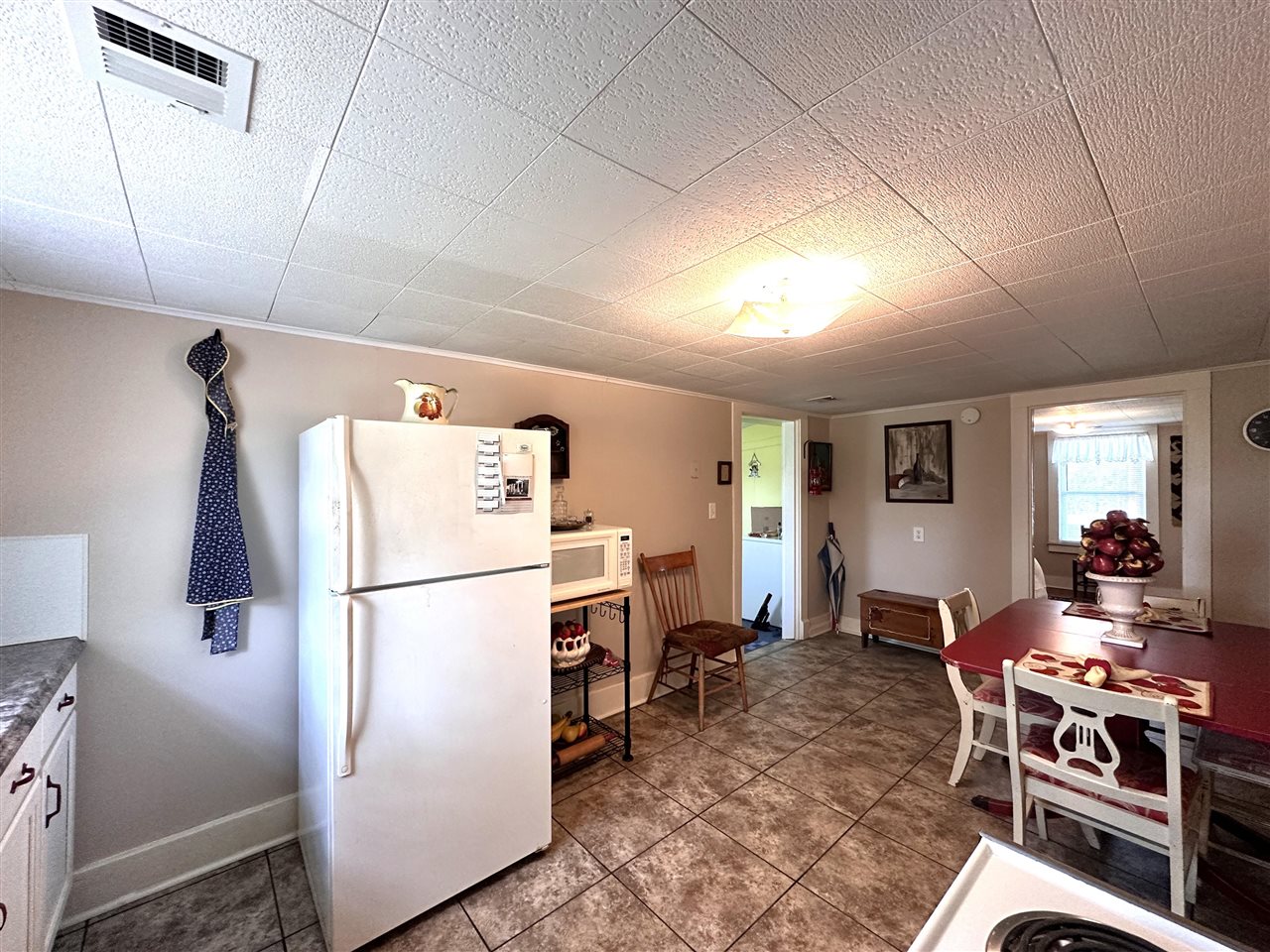 1474 Crow Road