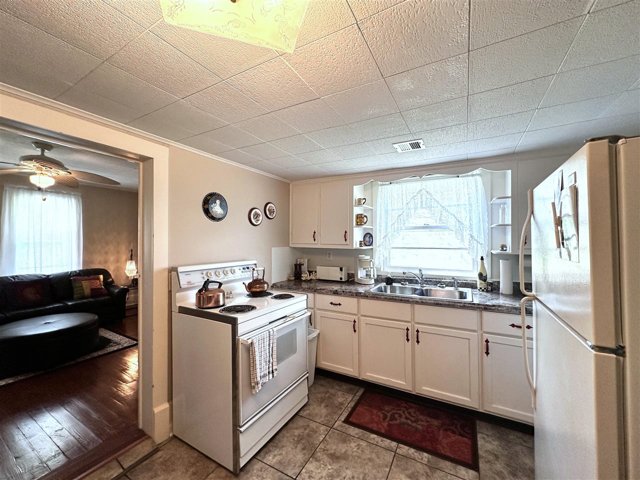 1474 Crow Road