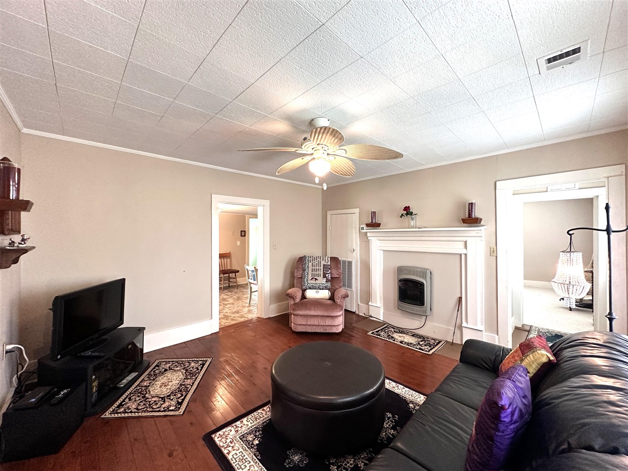1474 Crow Road