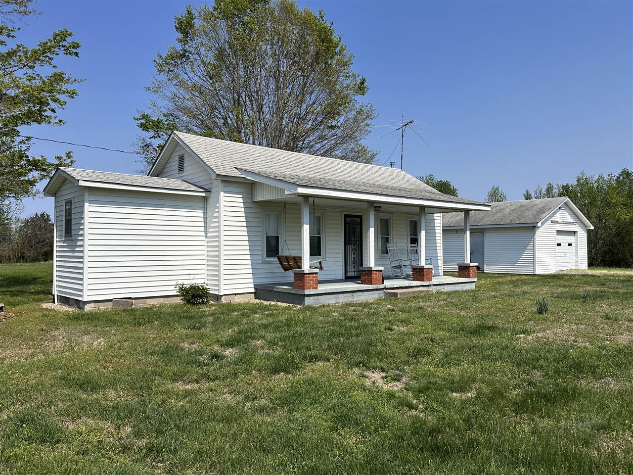 1474 Crow Road