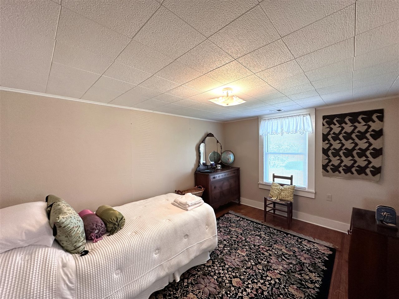 1474 Crow Road