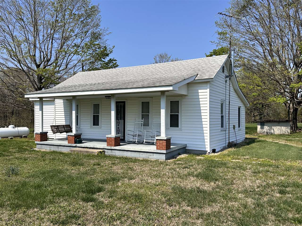 1474 Crow Road