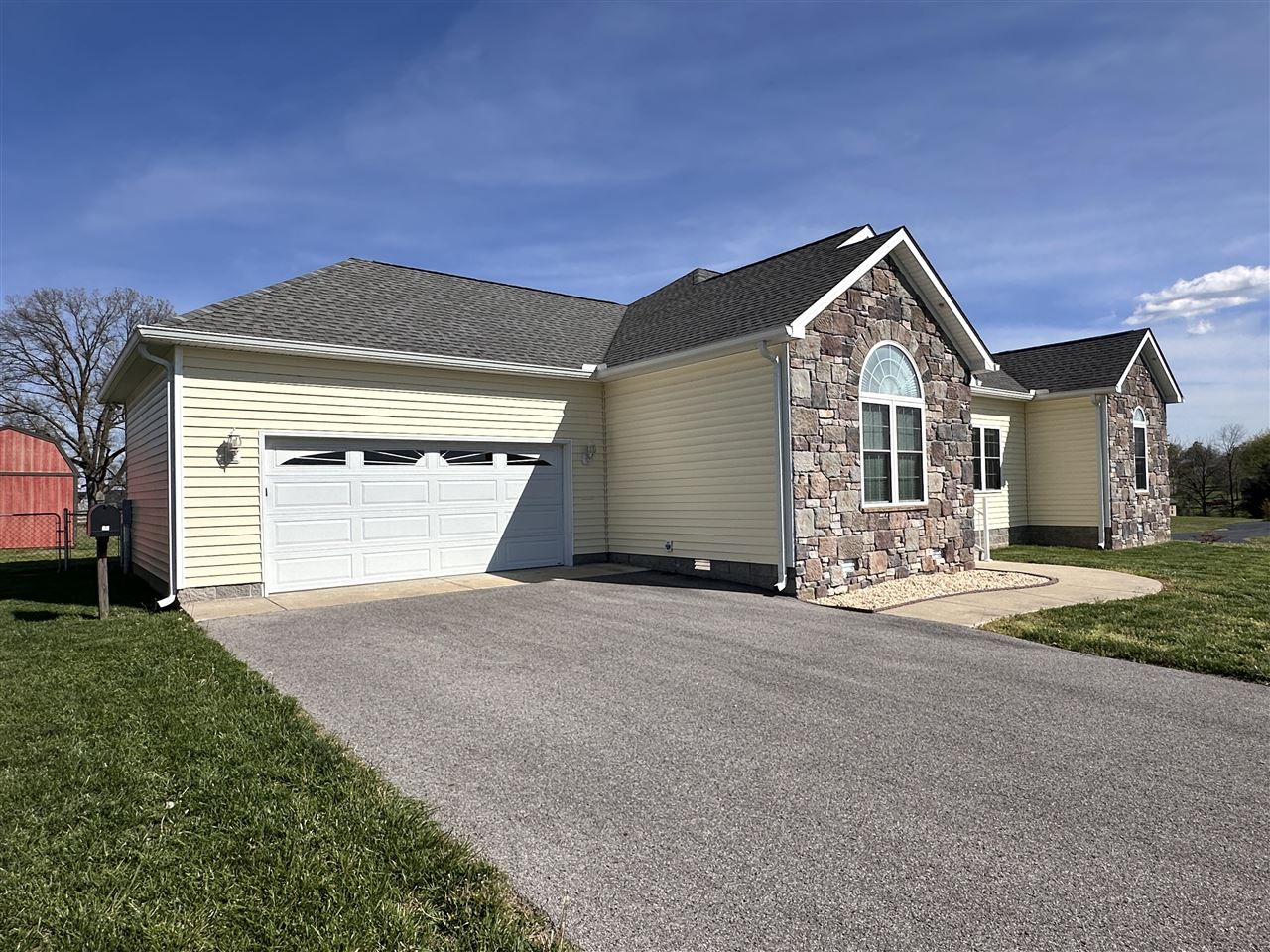 81 Stone Trace Court