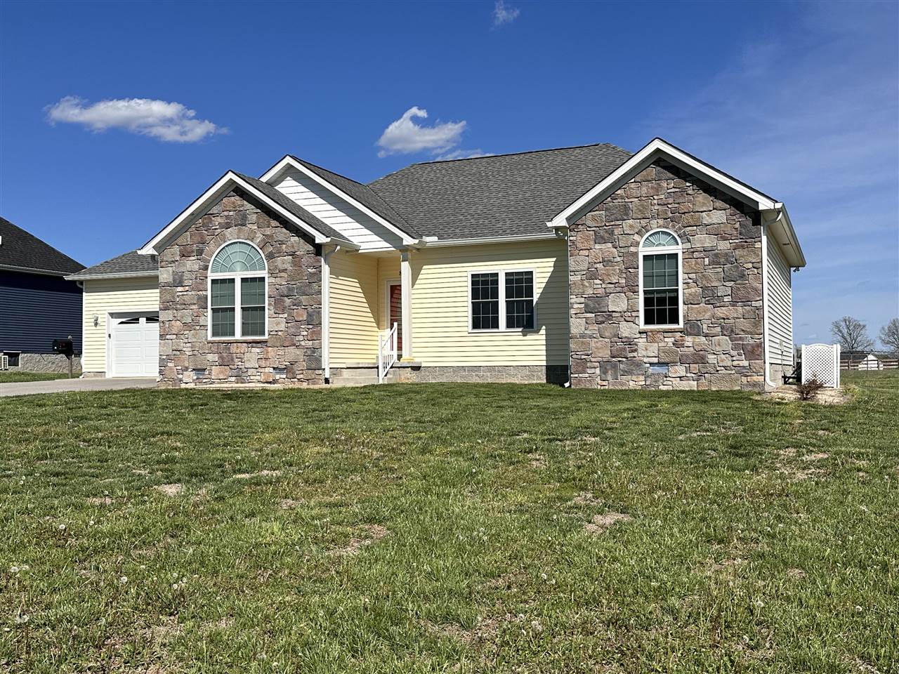 81 Stone Trace Court