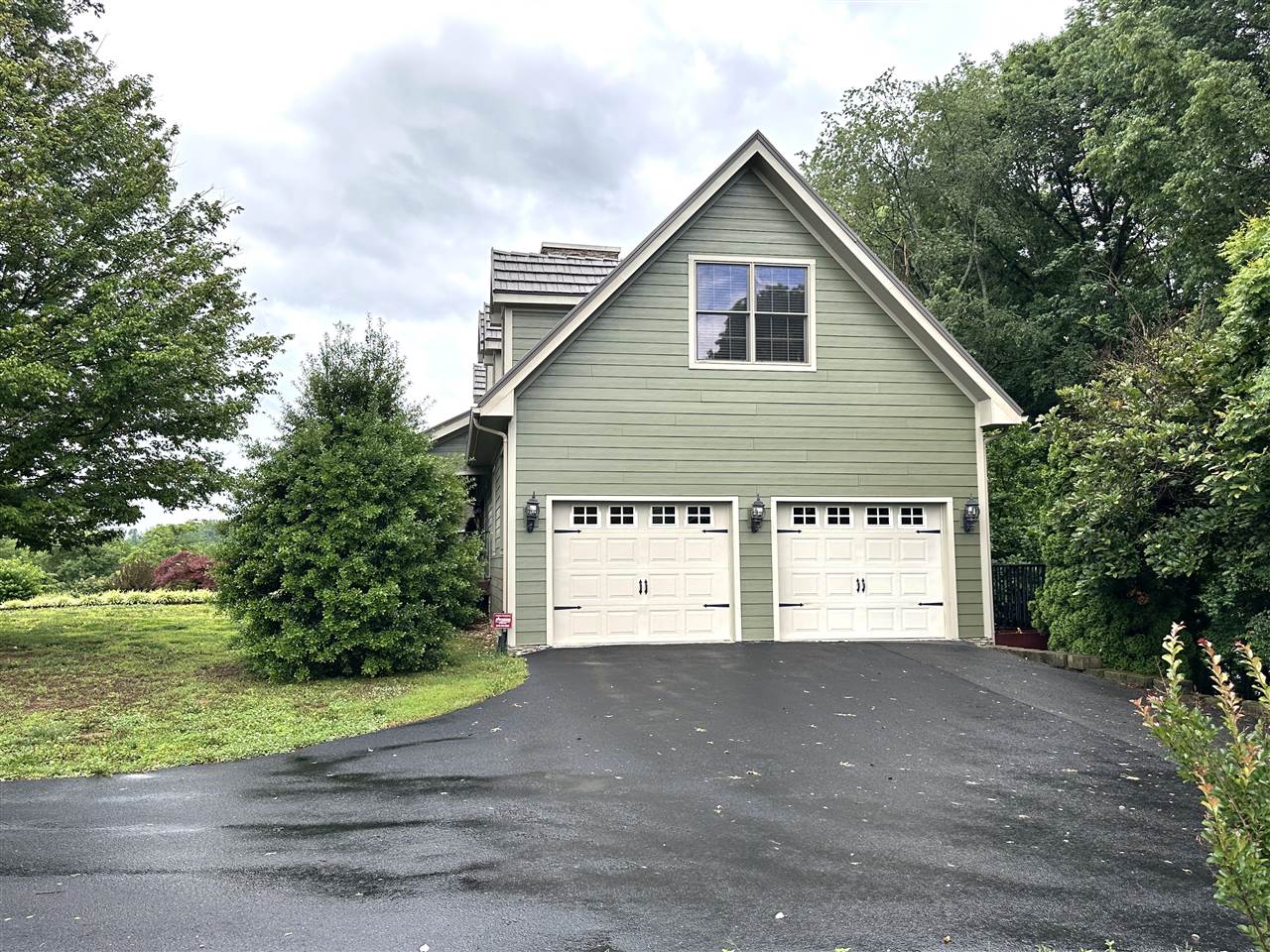 211 Indian Point Road